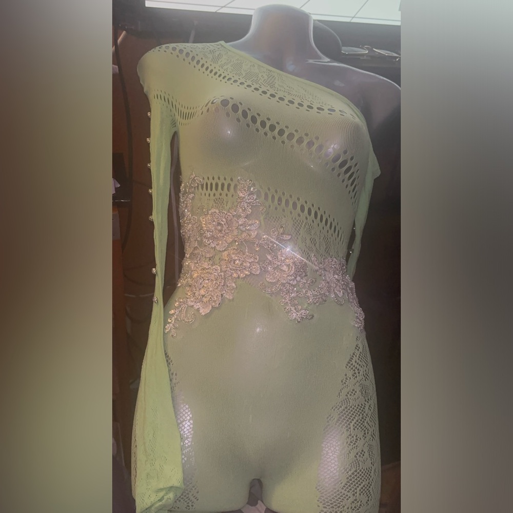 KEEPING IT BASIC ROMPER